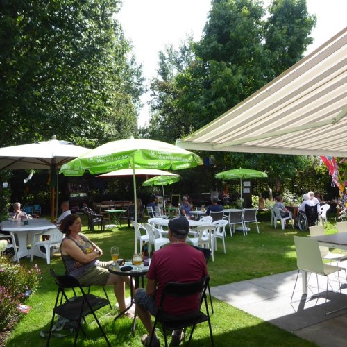 Zomerbar van Village Support Rangaroon de Leie in Deinze 